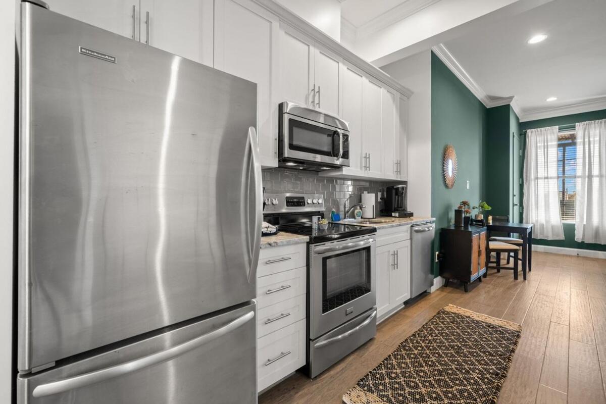 New! Sangria Suite - Upscale Ybor City Studio, Right On 7Th Ave Tampa Extérieur photo