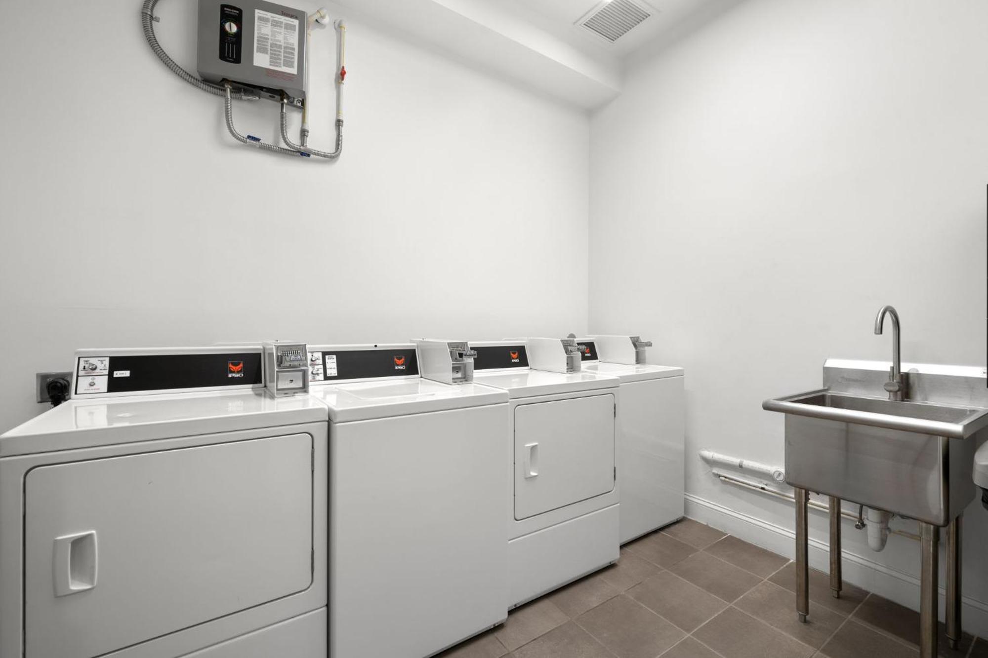 New! Sangria Suite - Upscale Ybor City Studio, Right On 7Th Ave Tampa Extérieur photo